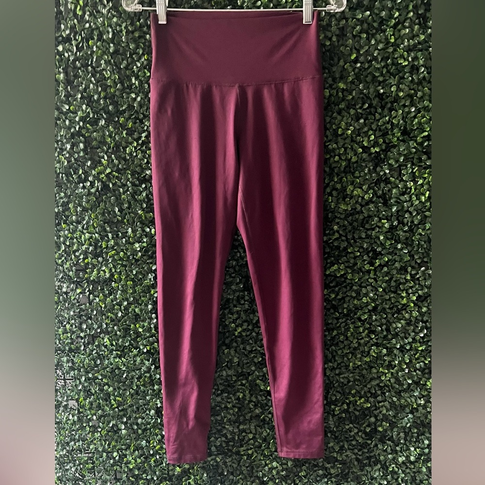 AERIE PLAY SHINE HIGH WAISTED
LEGGING - Picture 2 of 10